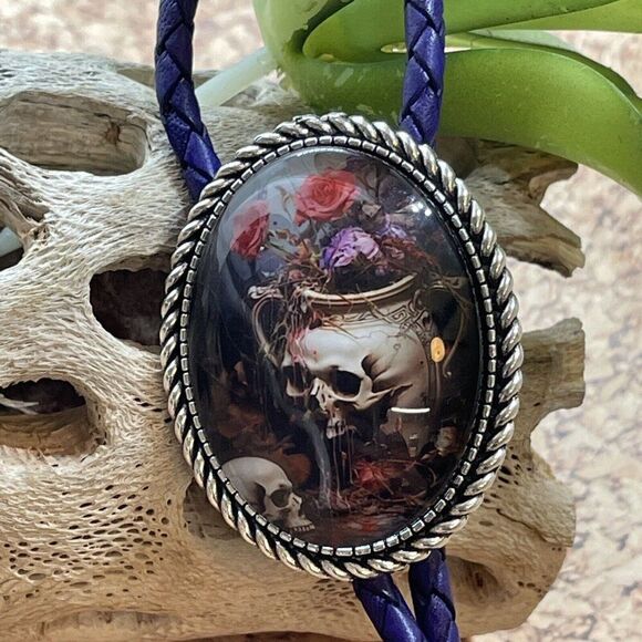 - Gothic Skull Rose Witch Leather Bolo Tie Lariat Necklace Wedding Purple Xmas - Picture 8 of 16